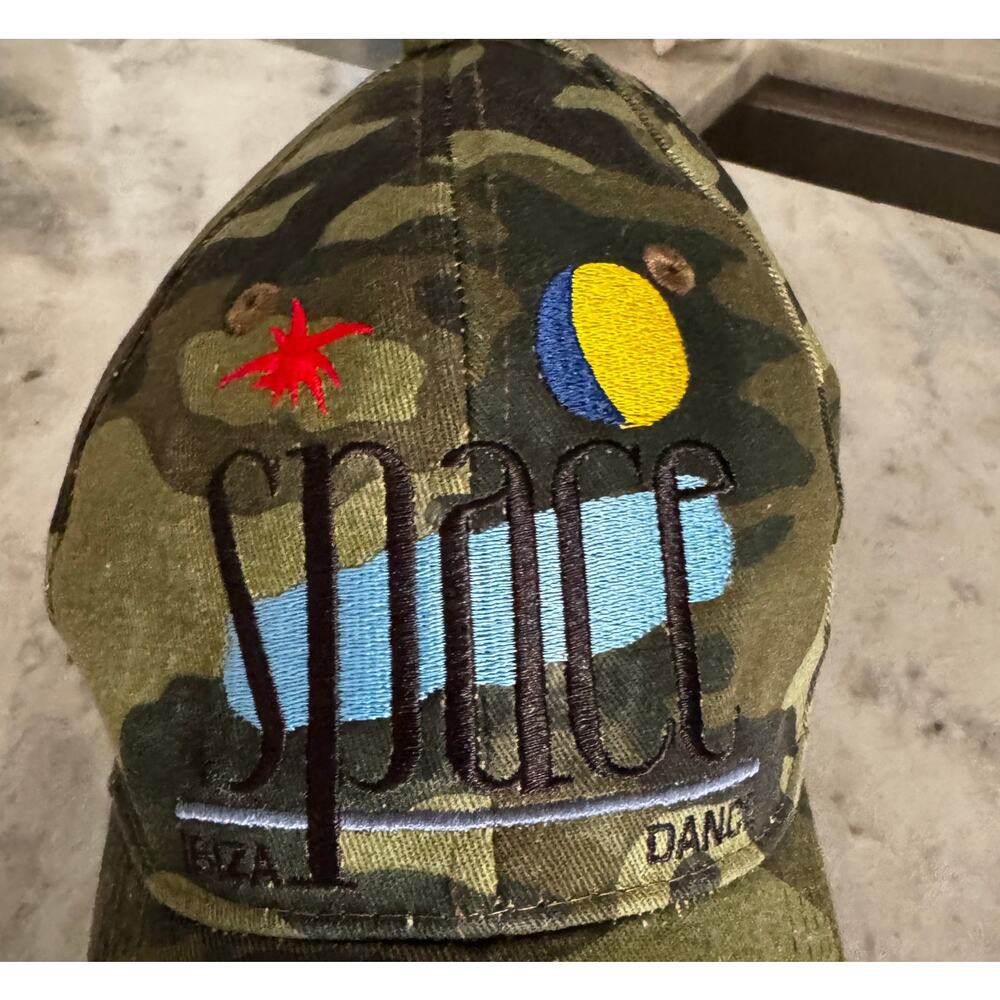 Vintage Space Ibiza Club Camo Hat Y2K Rave Culture Collector Piece 2000s - Picture 3 of 9